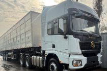 Пастбищно-мелиоративному тресту переданы специализированные машины для перевозки скота