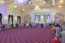 Воспитанникам Детского дома и Школы-интерната Исфары вручены подарки Президента Таджикистана