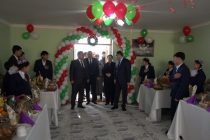 Подарки от Президента Таджикистана вручены воспитанникам Школы-интерната при Образовательном учреждении Спитаменского района