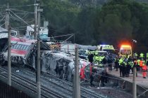 Число погибших в результате железнодорожной катастрофы в Испании увеличилось до 42-х человек
