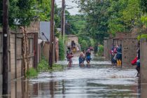Более 500 тысяч человек пострадали из-за наводнения в Мозамбике, парализовано движение по автомагистралям