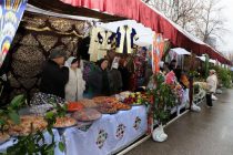 Жители города Гиссара с большим размахом отметили праздник Сада