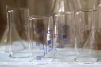 Ученые нашли новый способ удалить из воды «вечные химикаты»