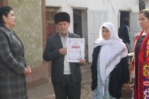 В районном туре конкурса «Лучшая свекровь» Давлатби Каримова заняла первое место