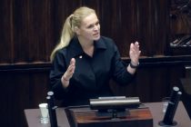 Польша запретит использование социальных сетей детьми младше 15 лет