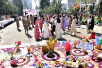 В Душанбе провели праздничную акцию «Навруз – праздник мира и добра»