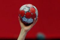 День матери в районе Джалолиддини Балхи отметили соревнованиями по гандболу