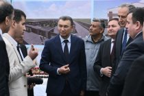 Премьер-министр страны Кохир Расулзода ознакомился со строительными и берегоукрепительными работами в Кулябе