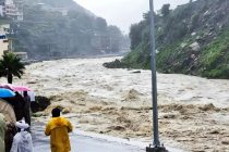 15 человек погибли в результате сильных дождей и внезапных наводнений в Пакистане