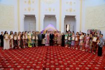 В Бустоне состоялся городской этап Республиканского фестиваля-конкурса «Сад ранги чакан»