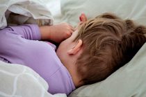 Власти Швеции обеспокоены ухудшением сна у детей