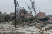 Количество жертв бури и ливней на севере Индии превысило 100 человек