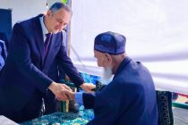 В Бохтаре ветерану Второй мировой войны передали подарок Президента Таджикистана