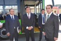 Председатель города Душанбе Рустами Эмомали принял участие в презентации 30 новых электробусов компании «Акиа Авесто автоматив индастри»