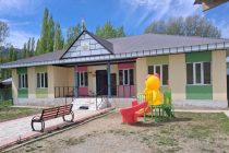 В Рогуне построили три детских сада