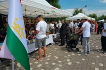Национальные таджикские блюда и традиционные угощения представлены в Бишкеке