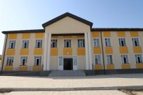 В Вахше строят образовательные и дошкольные учреждения и центральный стадион