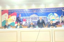 Депутат Маджлиси намояндагон встретилась с медицинскими работниками Гиссара