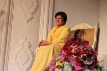 Марьям Исаева рассказала, как независимость страны изменила театральное искусство, о подготовке моноспектакля и о молодёжи