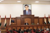 Более 100 представителей сферы образования Хатлонской области отмечены государственными и ведомственными наградами