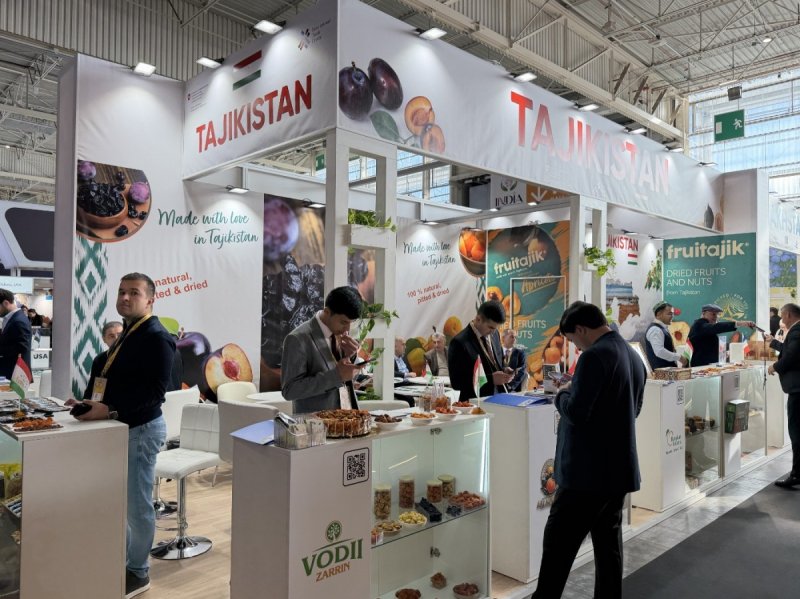 «SIAL Paris 2026». В Париже представлены продукты таджикских производителей