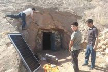 На сейсмических станциях Богичугда и Сарбанд установили новое оборудование