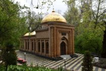 САЙЁҲИИ ЗИЁРАТӢ. Дар 35 соли Истиқлоли давлатӣ Мамнуъгоҳи Султон Увайси Қаранӣ аз нав эҳё гардида, инфрасохтори сайёҳии он рушд намуд