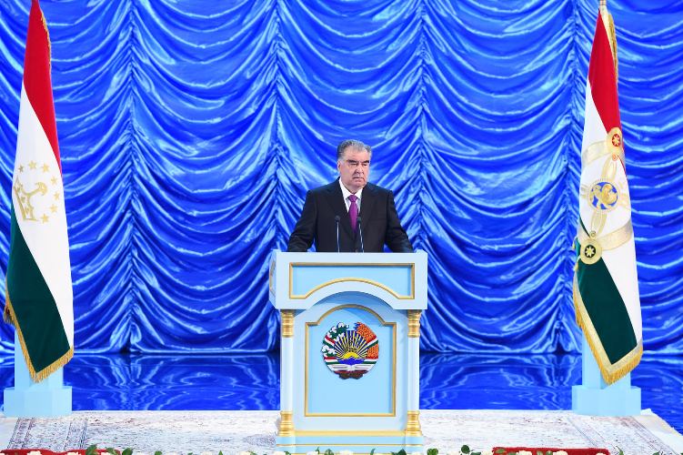 امامعلی رحمان، رئیس جمهور جمهوری تاجیکستان: بی توجهی به سرنوشت افغانستان منجر به افزایش خشونت، فاجعه انسانی و تهدید جدی برای امنیت و ثبات در منطقه و جهان خواهد شد