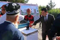 Дар ноҳияи Бобоҷон Ғафуров ба сохтмони бинои иловагии мактаби рақами 8 санги асос гузошта шуд