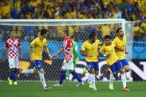 ЧҶ-2022: «Бразилия» ва «Хорватия» бар ҳарифонашон ғолиб омаданд ва дар даври ¼-финал бо ҳам вомехӯранд