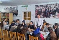 «КИТОБХОНА — КОХИ МАЪРИФАТ». Дар Коллеҷи омӯзгории Донишгоҳи давлатии Кӯлоб маҳфили дӯстдорони китоб доир шуд