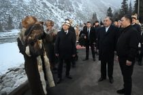 Президенти Ҷумҳурии Тоҷикистон Эмомалӣ Раҳмон аз Боғи миллии «Ала Арча»-и Ҷумҳурии Қирғизистон боздид намуданд