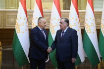 Пешвои миллат Эмомалӣ Раҳмон Комиссари Иттиҳоди Аврупо оид ба шарикии байналмилалӣ Йозеф Сикеларо ба ҳузур пазируфтанд
