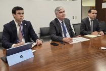 Масъалаи густариши ҳамкорӣ дар самти маблағгузории бахши маориф дар Вашингтон баррасӣ гардид
