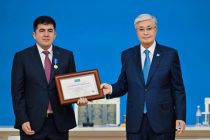 Ба соҳибкори муваффақи тоҷик аз ҷониби  Президенти  Қазоқистон  Медали ҷашнӣ ва  Ифтихорномаи фахрӣ супорида шуд