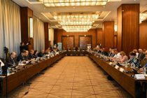 Вазирон ва олимон дар Душанбе масоили обшавии пиряхҳо ва амнияти минтақавиро дар соҳаи  об баррасӣ намуданд