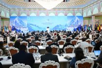 Президенти Тоҷикистон: «Хокборишҳои шадиди чанд даҳсолаи охир ба раванди обшавии пиряхҳо суръат мебахшанд»