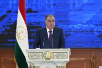 Сарвари давлат Эмомалӣ Раҳмон дар ноҳияи Данғара дар Семинар-машварати ҷумҳуриявии кишоварзон ва мулоқот бо фаъолон иштирок намуданд
