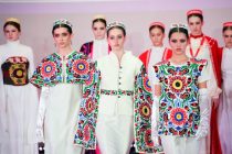 Коллексияи либосҳои  донишҷӯёни тоҷик  дар Озмуни умумирусиягии «Нафаси баҳор» сазовори ҷойи якум гардид