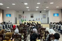 Бахшида ба Соли байналмилалии ҳифзи пиряхҳо бо ибтикори Ҳизби Халқии Демократии Тоҷикистон  ҳамоиш доир шуд