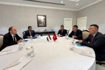 Тоҷикистон ва Қирғизистон масъалаи барқарорнамоии ҳаракати автобусҳоро баррасӣ намуданд