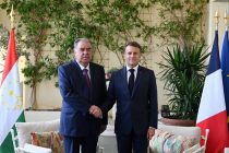 Президенти Ҷумҳурии Тоҷикистон Эмомалӣ Раҳмон бо Президенти Ҷумҳурии Фаронса Эммануэл Макрон мулоқот намуданд