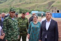 Муовини Сарвазир  бо  рафти корҳои сохтмонии  манзилҳои зист  барои оилаҳои аз заминҷунбӣ  зарардидаи  ноҳияи Рашт шинос шуд