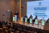 Дар Озарбойҷон Конфронси байналмилалии ҳизбҳои сиёсӣ баргузор шуд