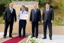 Бо ташаббуси Агентии ҳифзи мероси таърихию фарҳангӣ дар ноҳияи Ховалинг Рӯзи Ваҳдати миллӣ ҷашн гирифта шуд