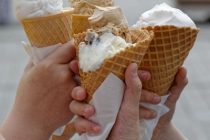 РӮЗИ ҶАҲОНИИ ЯХМОС. Чаро ин ширинии яхбастаро аз ҳама зиёд   кӯдакон   дӯст медоранд?