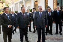 Президенти Ҷумҳурии Тоҷикистон Эмомалӣ Раҳмон дар ноҳияи Айнӣ ба таври фосилавӣ 4 корхонаи саноатӣ, 2 муассисаи таҳсилоти миёнаи умумӣ ва 6 кӯдакистонро мавриди истифода қарор доданд