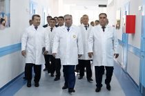 Сарвари давлат Эмомалӣ Раҳмон дар деҳоти Лоиқ Шералии шаҳри Панҷакент Беморхонаи минтақавиро ифтитоҳ намуданд