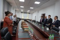 Ба Маркази мероси хаттӣ  беш аз 100 нусха китобҳои чопи сангӣ ва дастнависҳо тақдим гардид