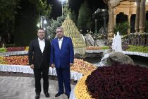 Сарони давлатҳои Тоҷикистон ва  Қирғизистон аз Бӯстонсаройи шаҳрии Ҳукумати Ҷумҳурии Тоҷикистон боздид намуданд